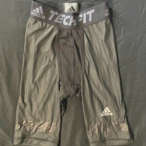 Adidas Men's TechFit Compression Shorts Dark Grey Black - Size Small